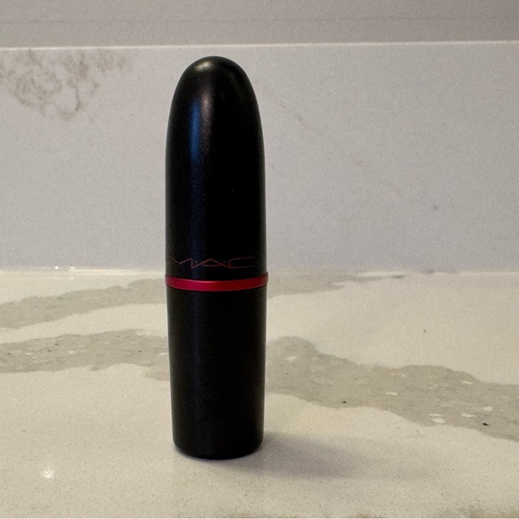 MAC Ariana Grande Viva Glam 2 Lipstick - Picture 4 of 6